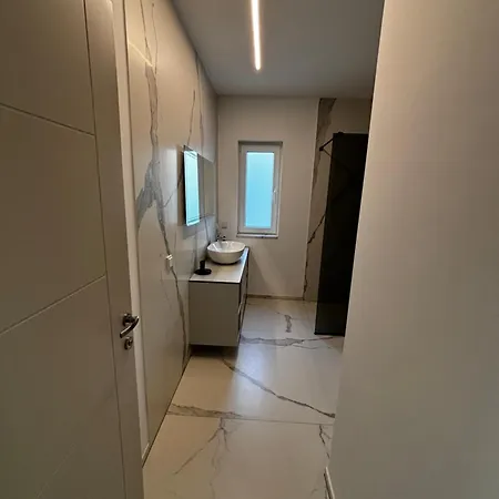 Luxor 4 דירה סראייבו